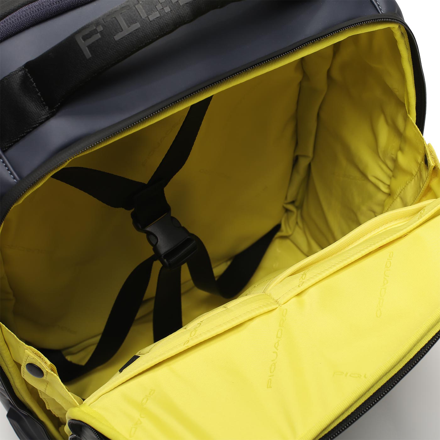 Дорожный рюкзак Piquadro Corner