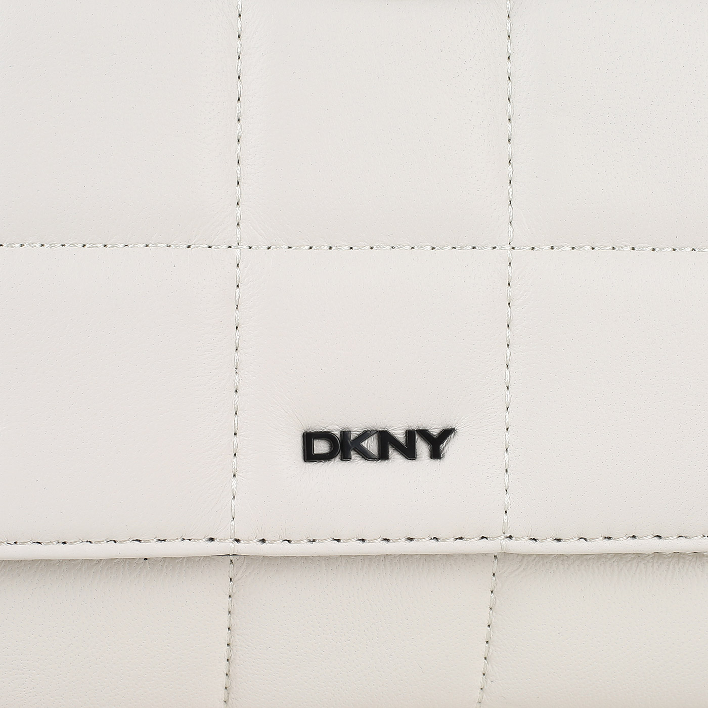 Стеганая сумка с цепочкой DKNY Queenie