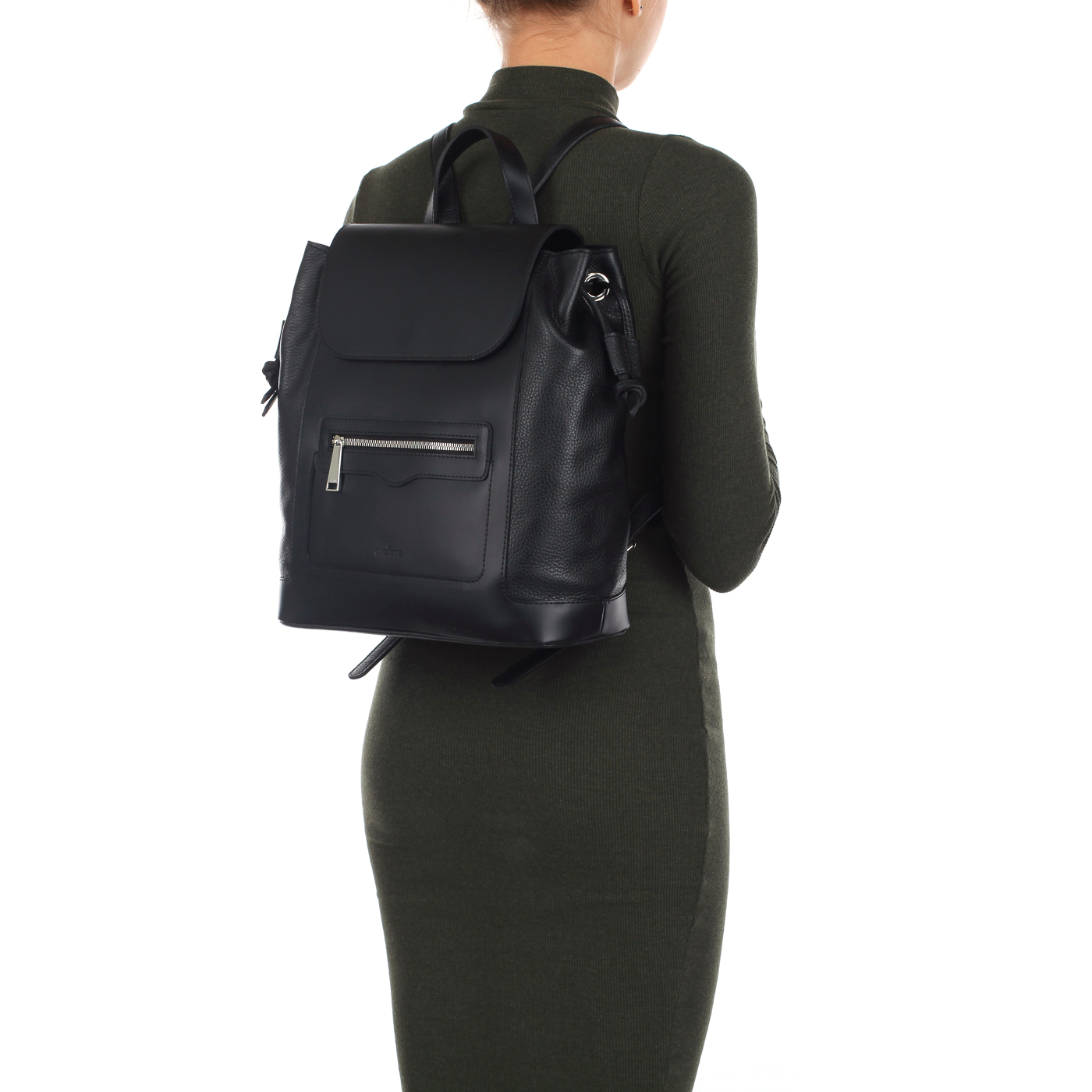Вместительный женский рюкзак из натуральной кожи Chatte 
