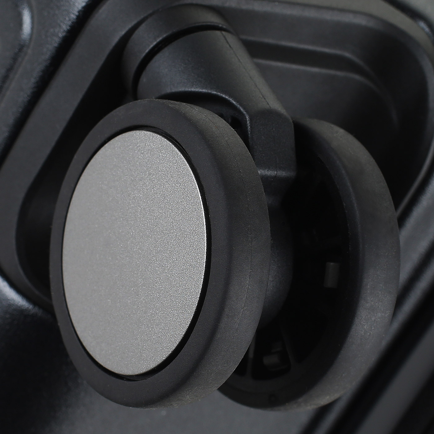 Чемодан на колесах Echolac Shogun