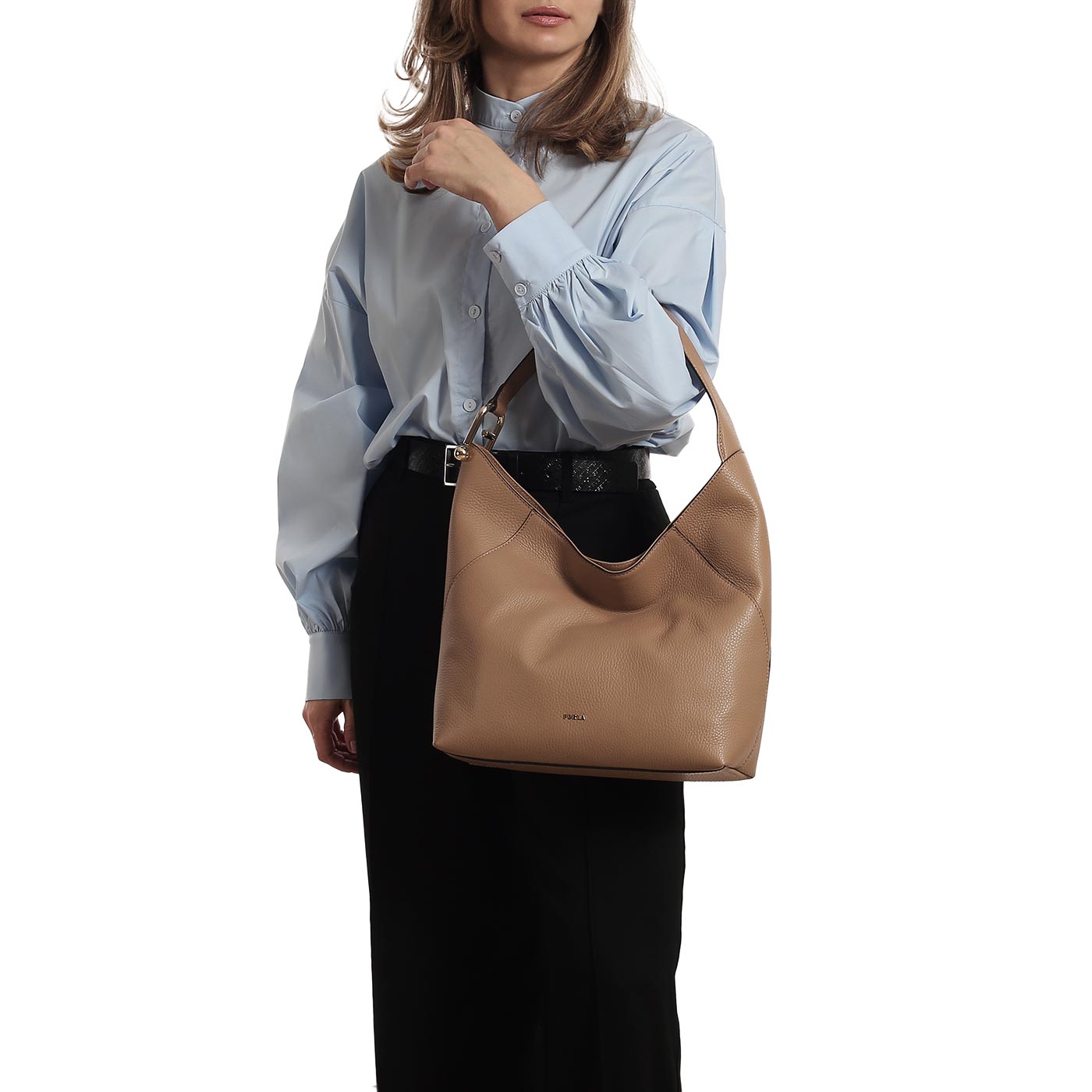 Кожаная сумка Furla Lara