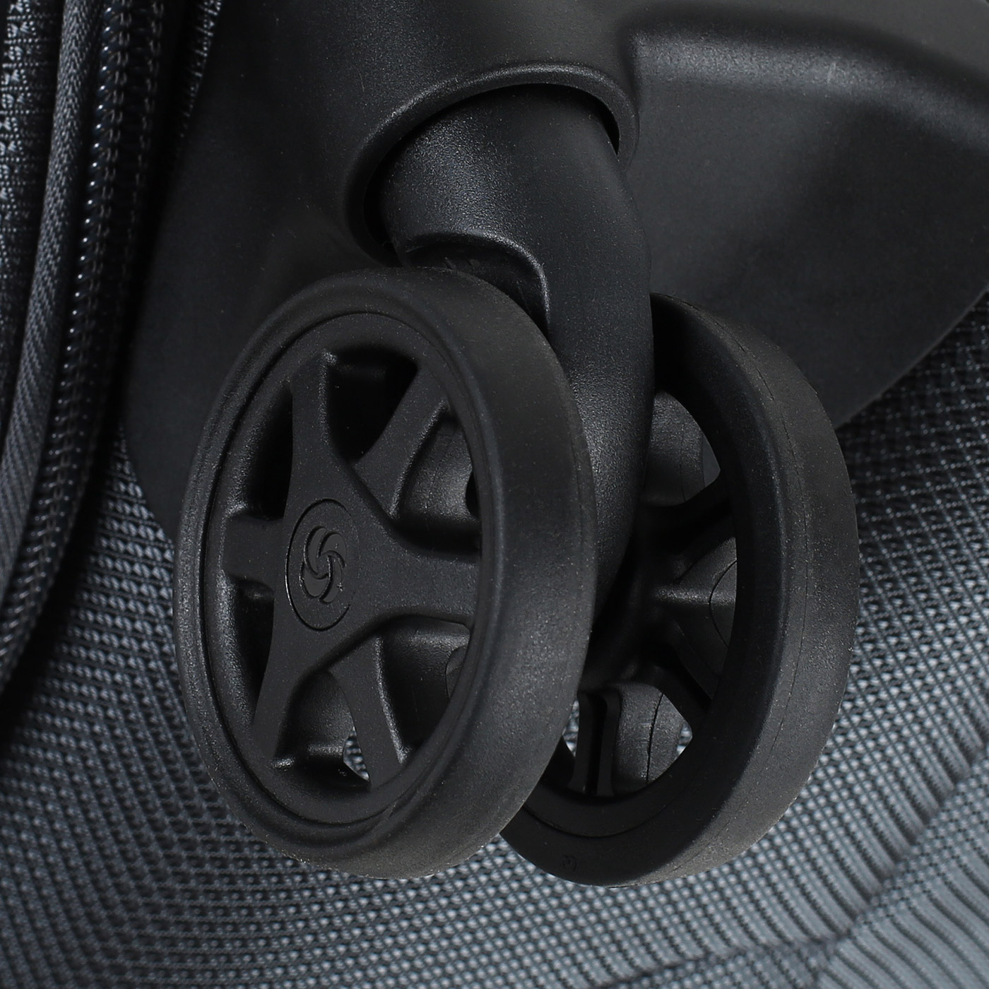 Чемодан маленький S  Samsonite Respark