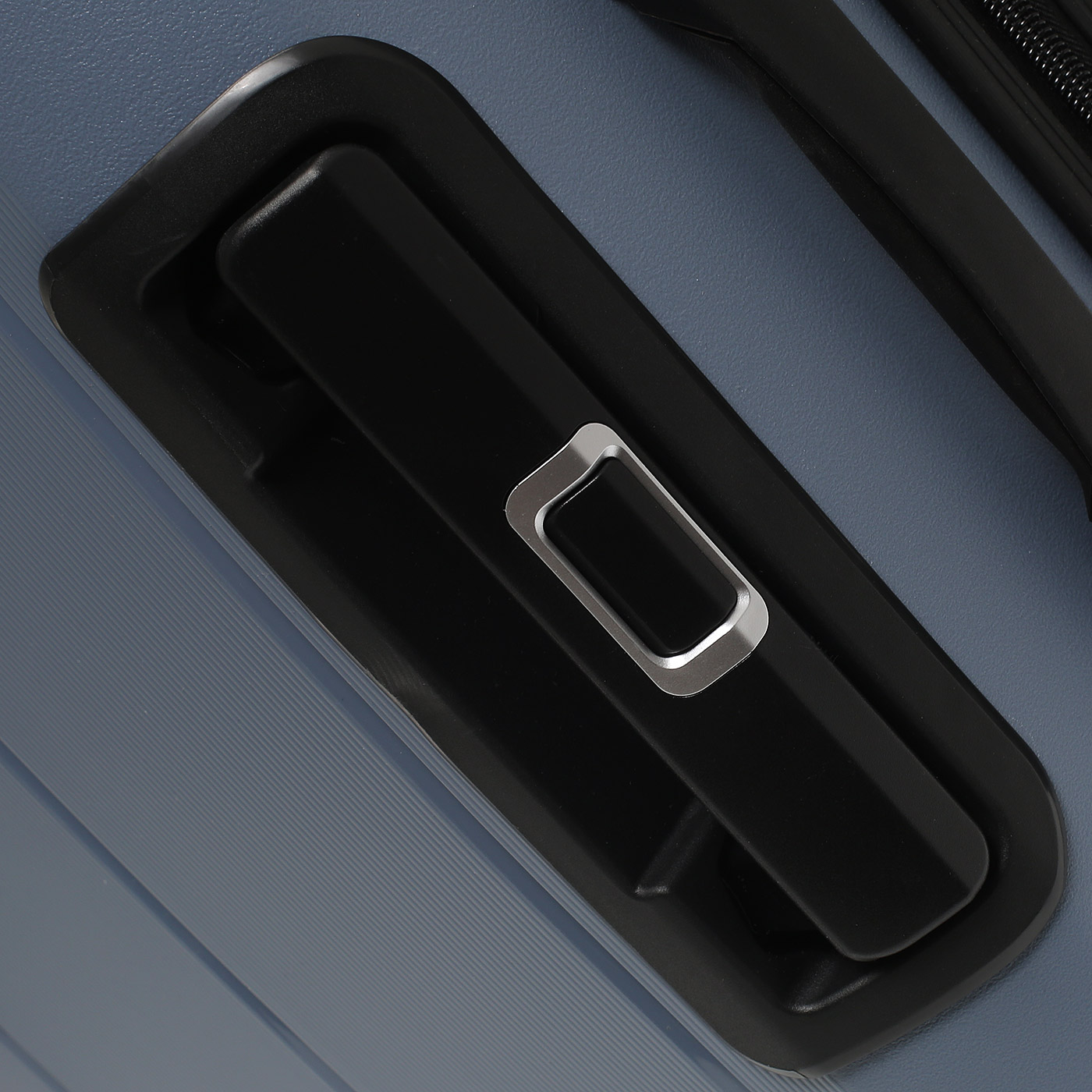 Чемодан большой L из полипропилена Sun Voyage Elite